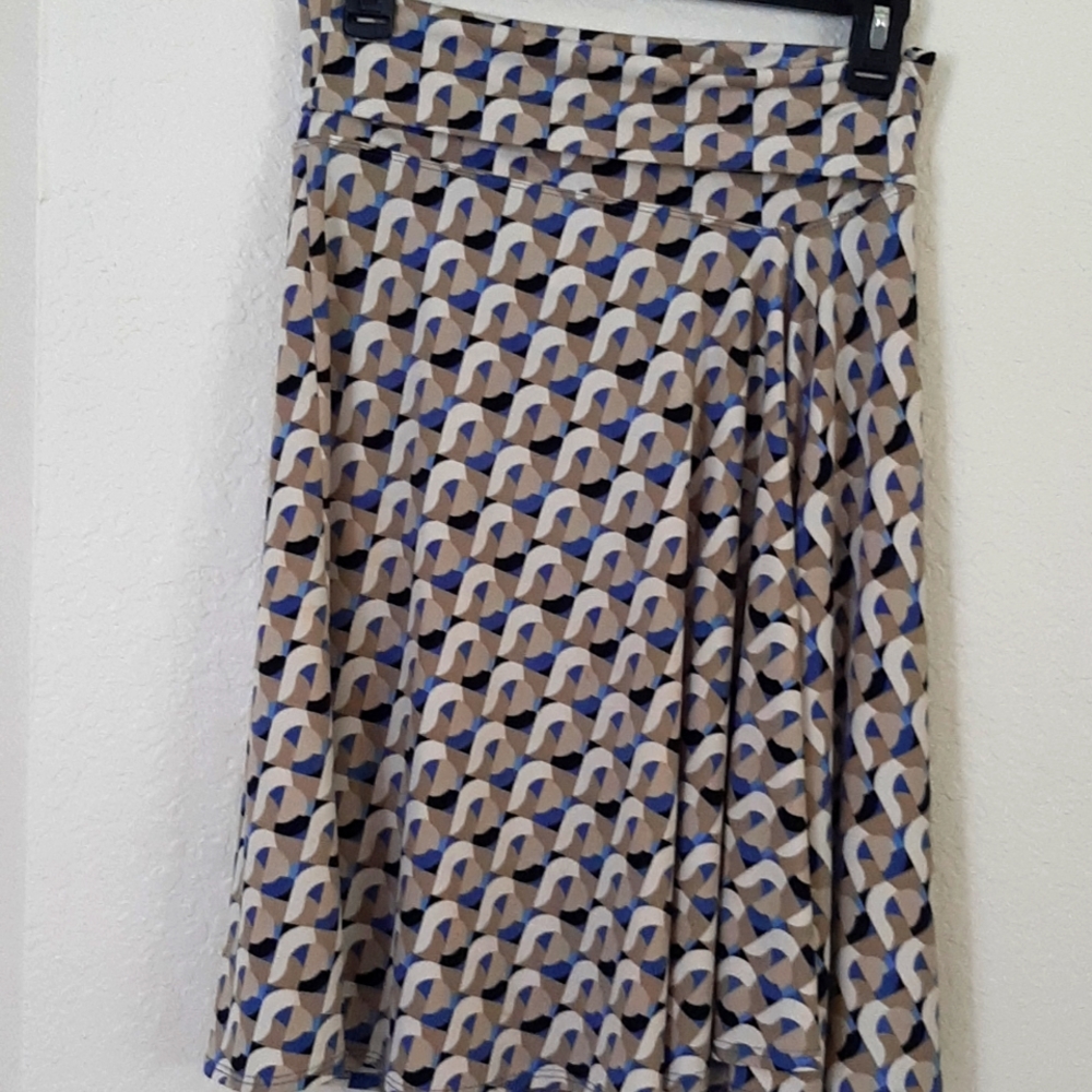 Max Studio print skirt size small